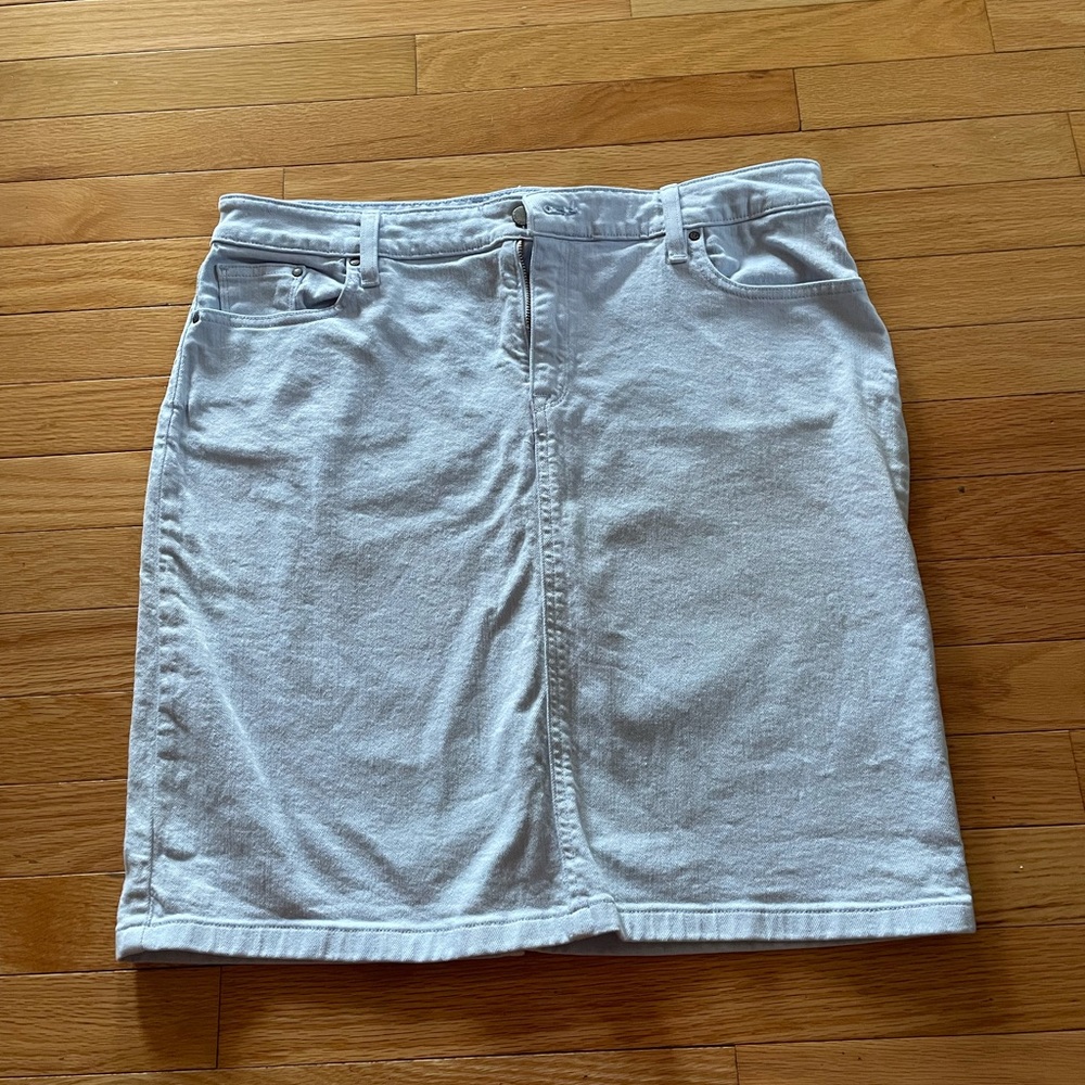 L.L. Bean Favorite Fit Skirt